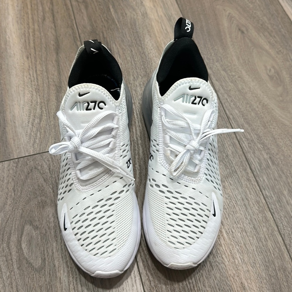 Nike Air Max 270